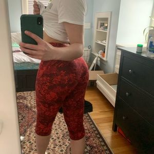 North face cropped leggings
